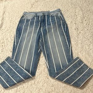 American Eagle / Women’s Jeans / Size: 6 (28w)